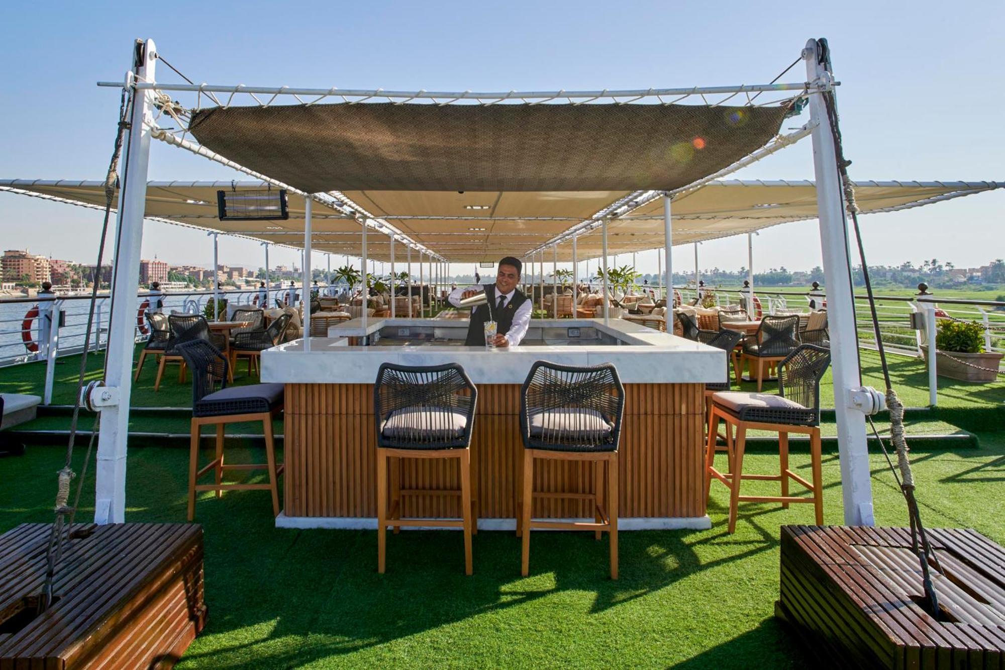 Moevenpick Royal Lotus Nile Cruise, Every Monday Four Nights From Luxor, Every Friday Three Nights From Aswan - Including Excursions & Sightseeing Eksteriør bilde
